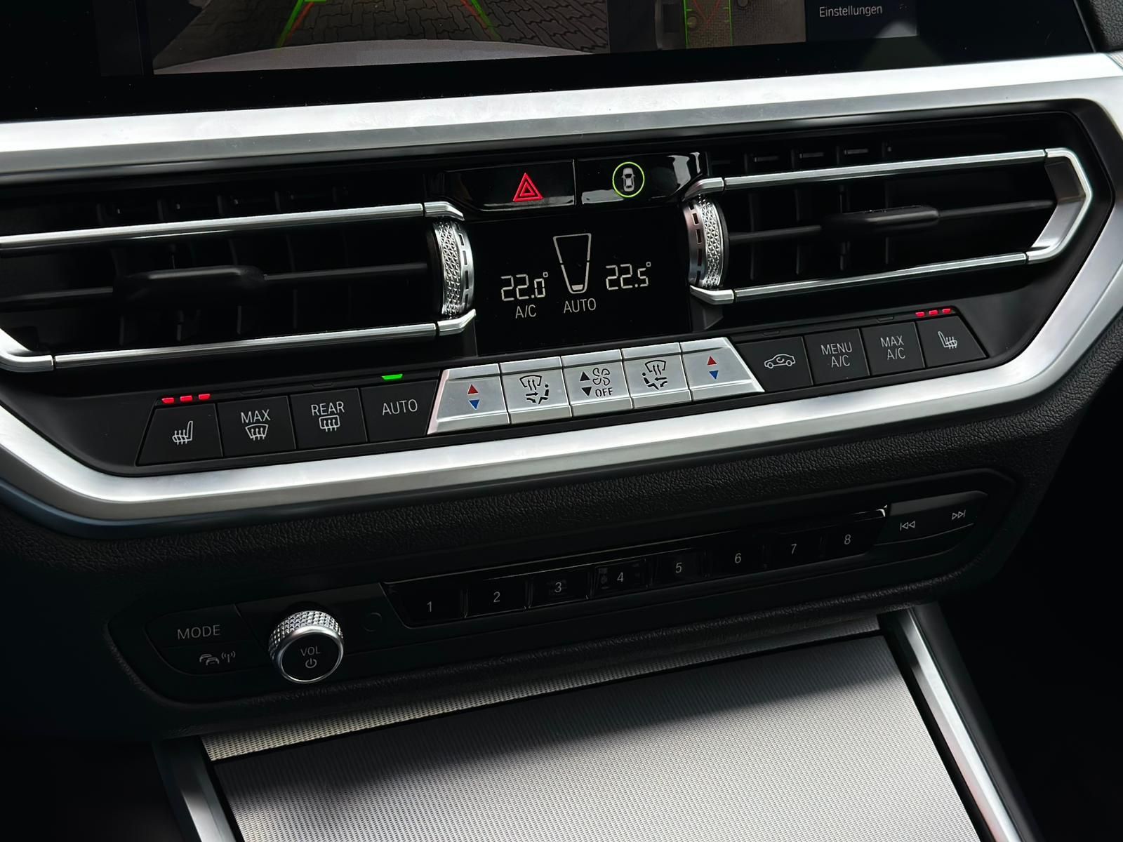 BMW 330 e M SPORT SHADOW* LED#SHZ#NAVI#TEMPO#360CAM - Image 14