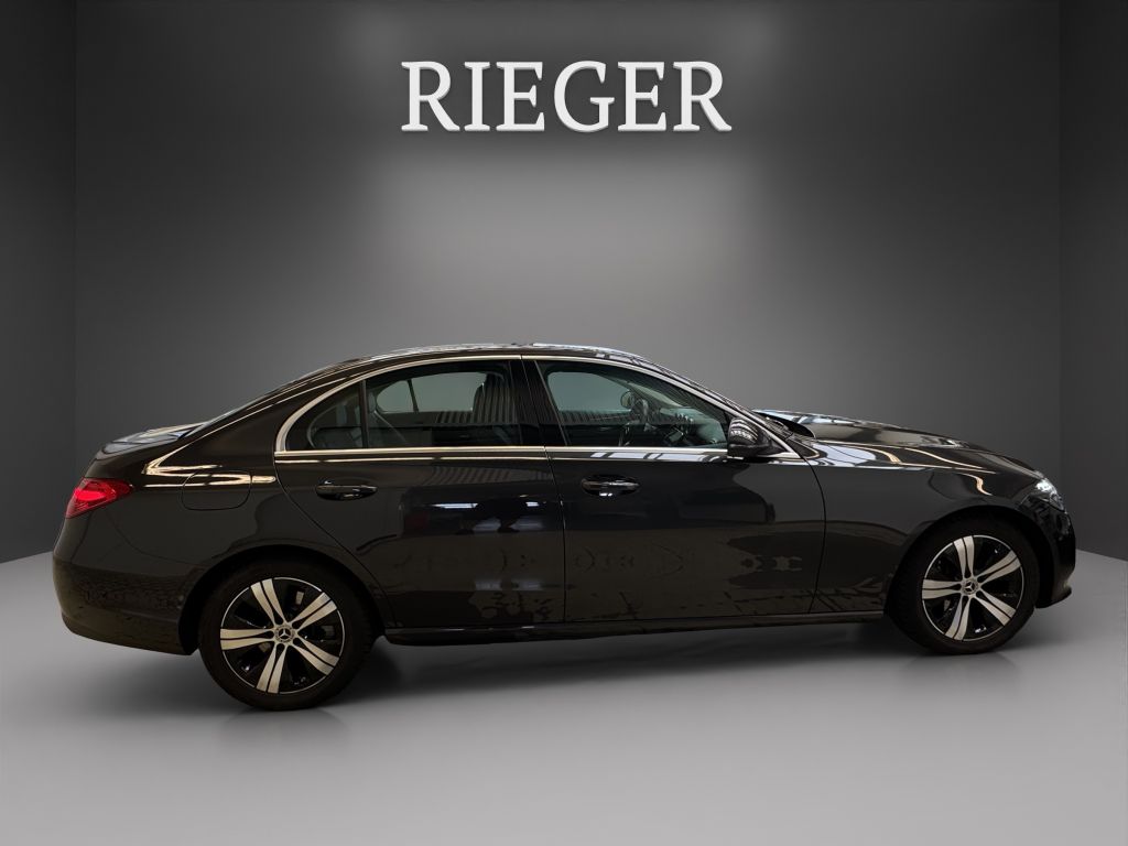 MERCEDES-BENZ C-Class 2023