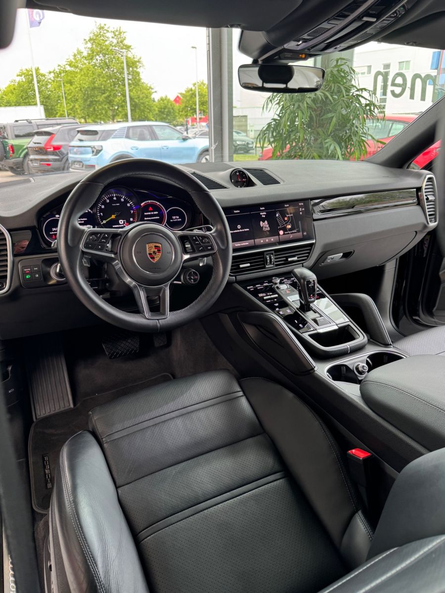 Fahrzeugabbildung Porsche Cayenne Coupe E-Hybrid Platinum Edition
