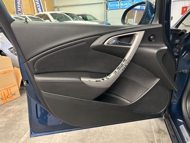 Opel Astra J Sports Tourer 150 Jahre Opel