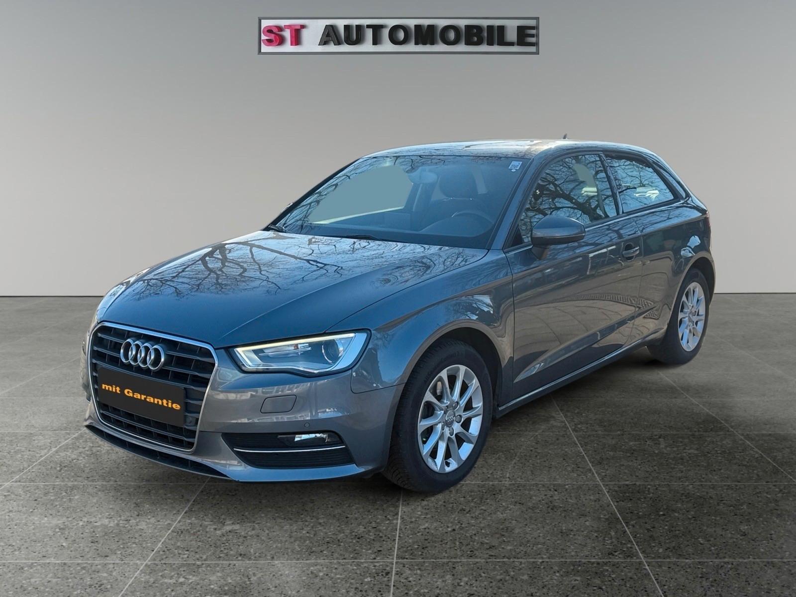 Audi A3 2.0-Navi-PDC