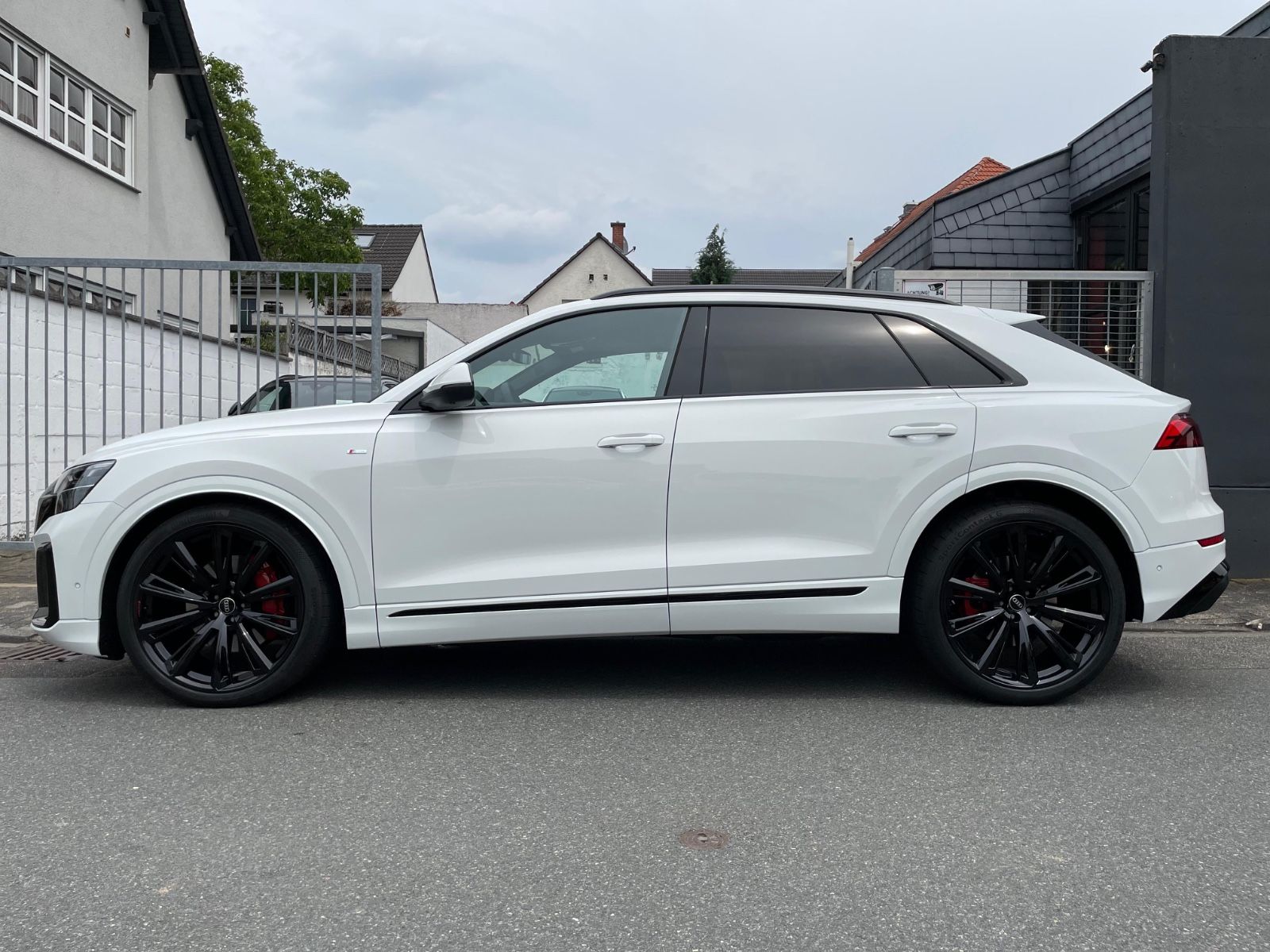 Fahrzeugabbildung Audi Q8 50 TDI Facelift |SLine|HUD|Softclose|23"|B&O|