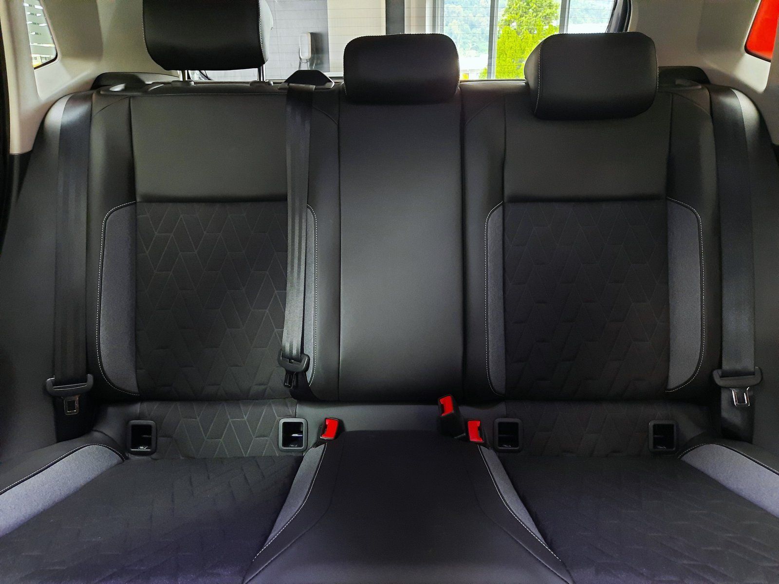 Fahrzeugabbildung Volkswagen Polo Goal TSI *Cam*ACC*PDC*LED*App*DAB*Sithzg*