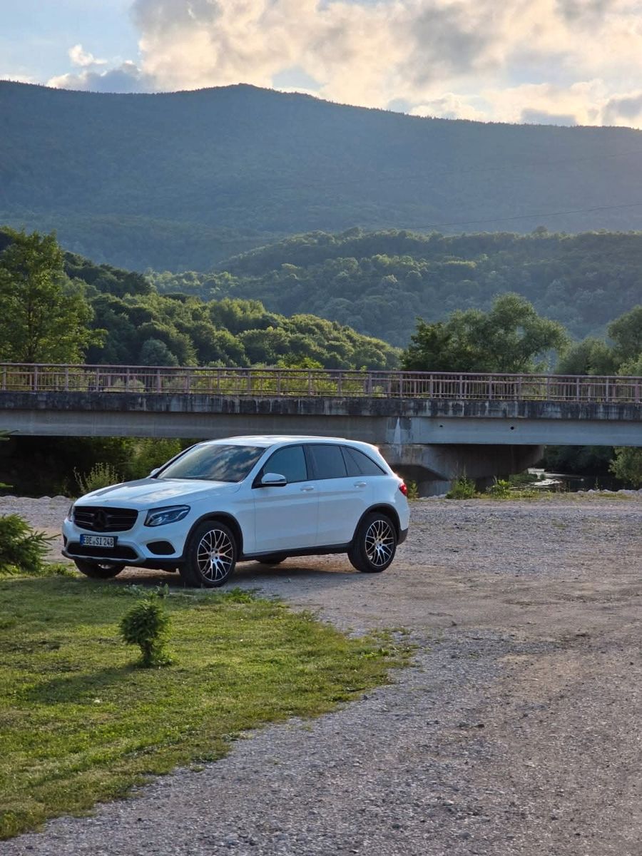 MERCEDES-BENZ GLC 220 d 4MATIC Autom. -
