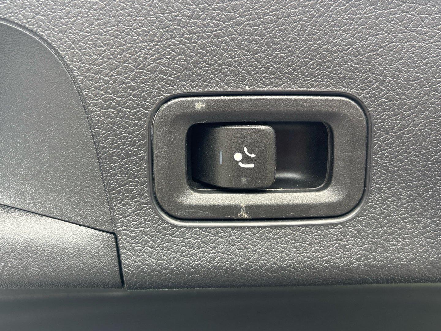 Mercedes-Benz CLA 180 SB Progressive-Advanced Winter-Paket AHK