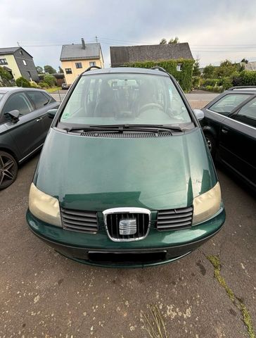 Seat Alhambra TÜV bis 2026