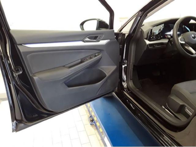 Volkswagen Golf VIII 2.0 TDI DSG Life Navi Sprachbedienung