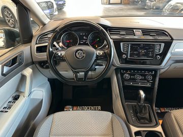 MYAUTOCENTER – Gebraucht- und Jahreswagen mit Werkstattservice in Pfaffenhofen Volkswagen Touran Comfortline BMTStart-Stopp *7 Sitzer*ACC
