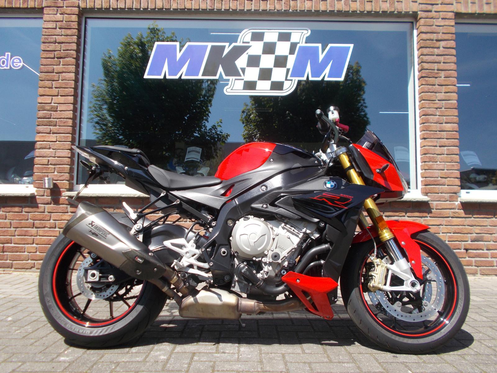 BMW S1000R Sport & Dynamik, Akrapovic