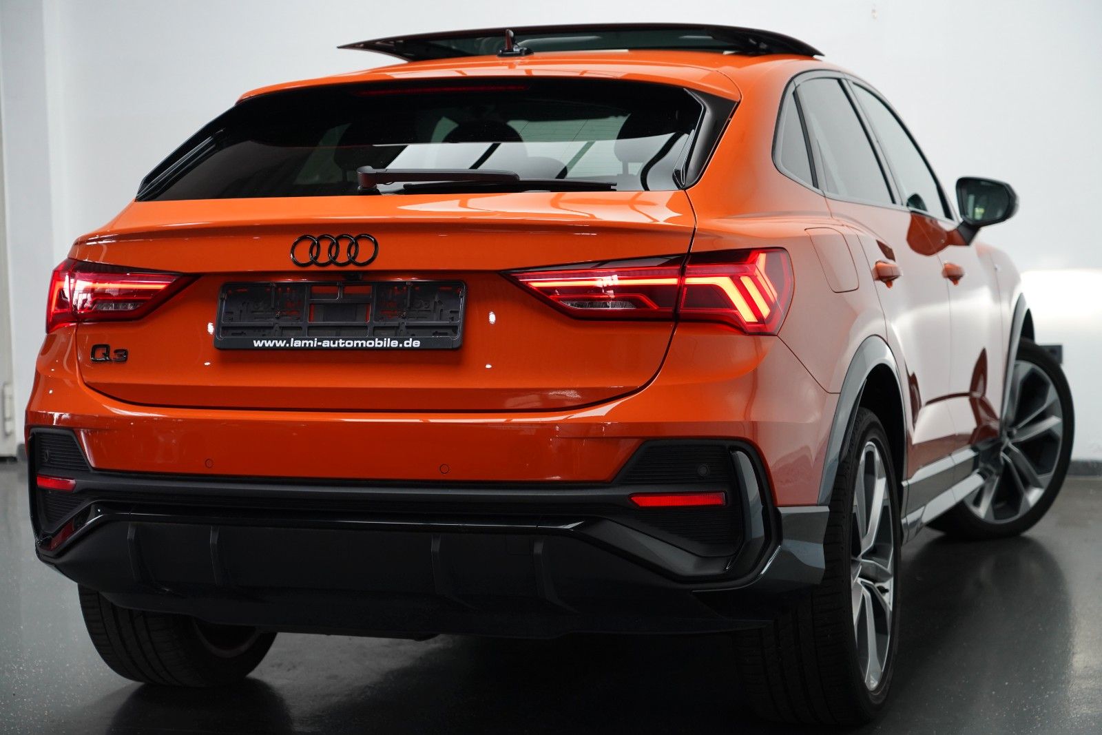 Audi Q3 Sportback 35TDI S line PANO MATRIX ESITZE KAM foto 5