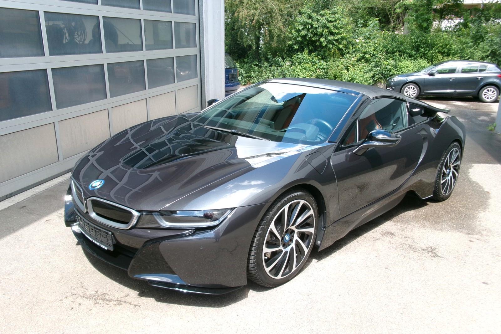 BMW i8 Roadster