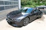 BMW i8 Roadster - schwarze BMW i8
