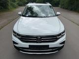 Volkswagen Tiguan Elegance 4Motion Facelift Pano - Volkswagen Tiguan Elegance mit Diesel-Antrieb