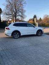 Volkswagen Tiguan 2.0 TDI SCR DSG 4MOTION R-Line 7-Sitze - Volkswagen Tiguan 7 Sitzer