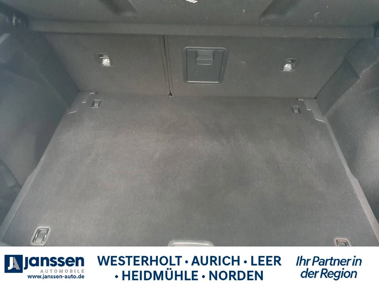 Fahrzeugabbildung Hyundai i30 5-Türer Benzin Turbo Edition 30 PLUS