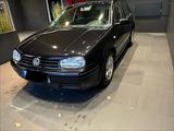 Volkswagen Golf 1.6 Pacific 