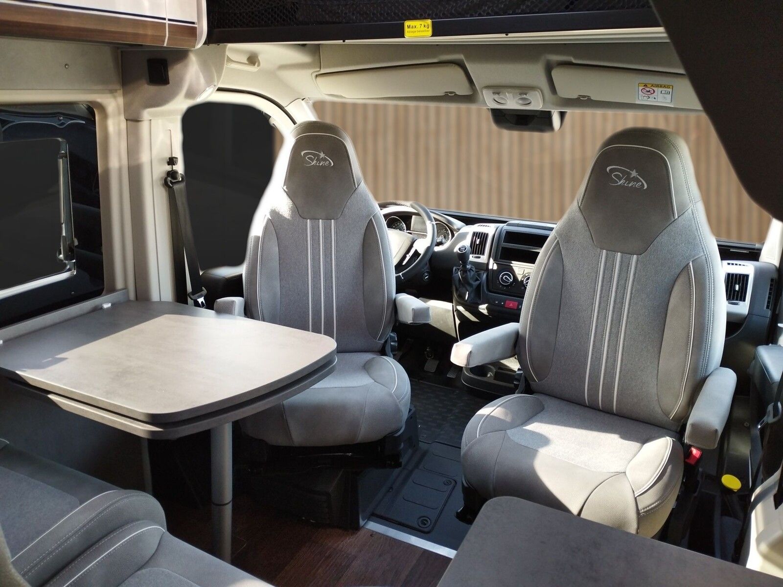 Fahrzeugabbildung Pössl Summit Shine 600 Citroen 140 PS ALL-IN-Paket