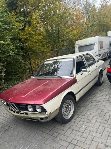 BMW 5er 2,5 525, TÜV 1975, TÜV 16.08.2025