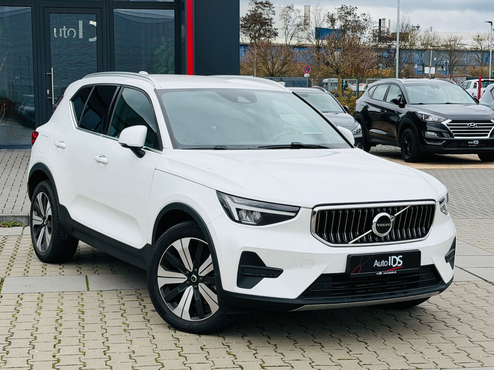 Volvo XC40 Core Recharge Plug-In Hybrid Standheizung foto 2