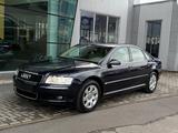 Audi A8 3.7 V8 quattro Leder MMI Xenon AHK BOSE Temp - Audi A8 in Kassel