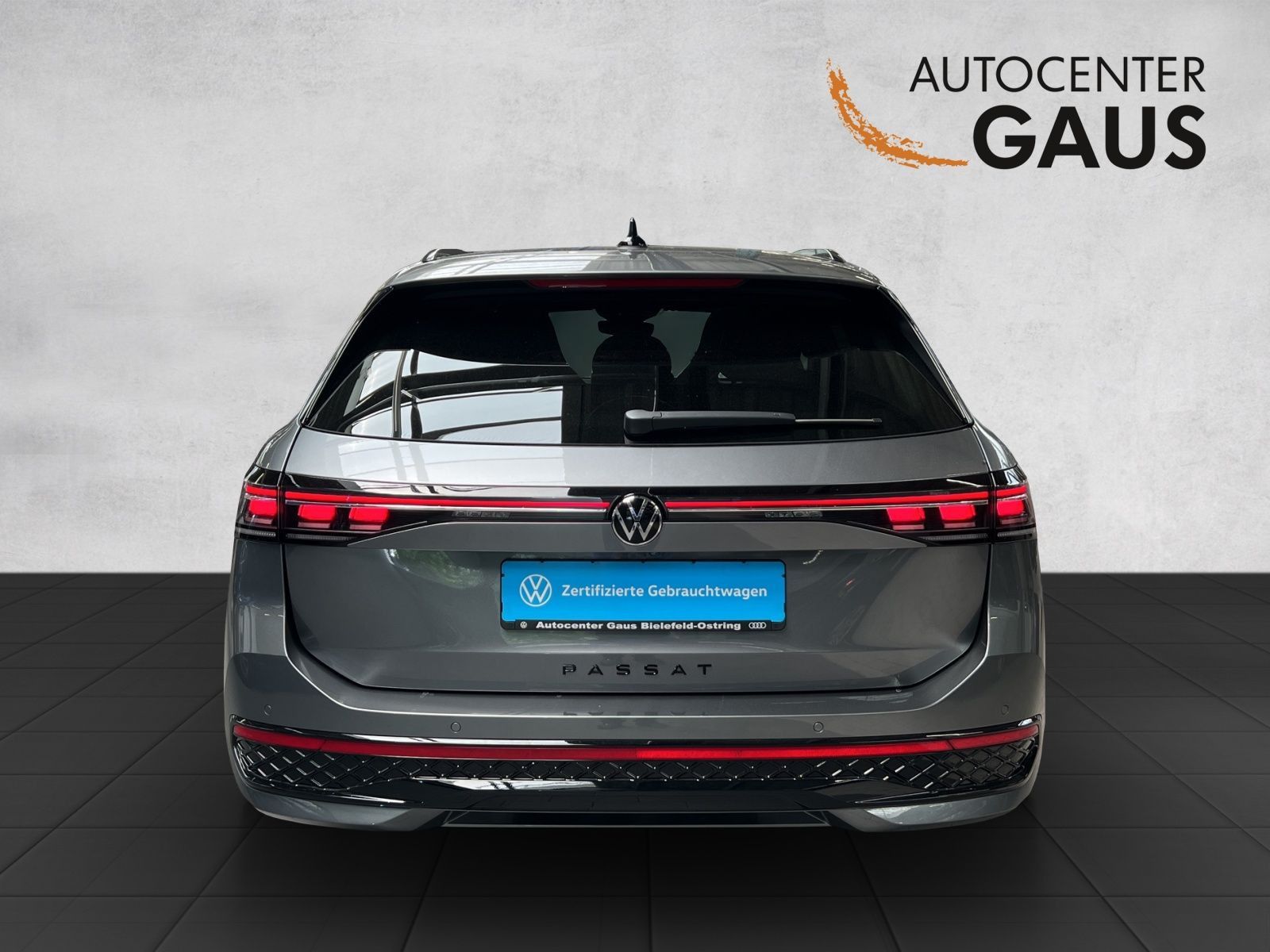 Passat Variant R-Line 1.5 TSI eHybrid AHK*Pano