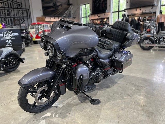 Fahrzeugabbildung Harley-Davidson FLHTKSE Ultra Limited CVO 117cui