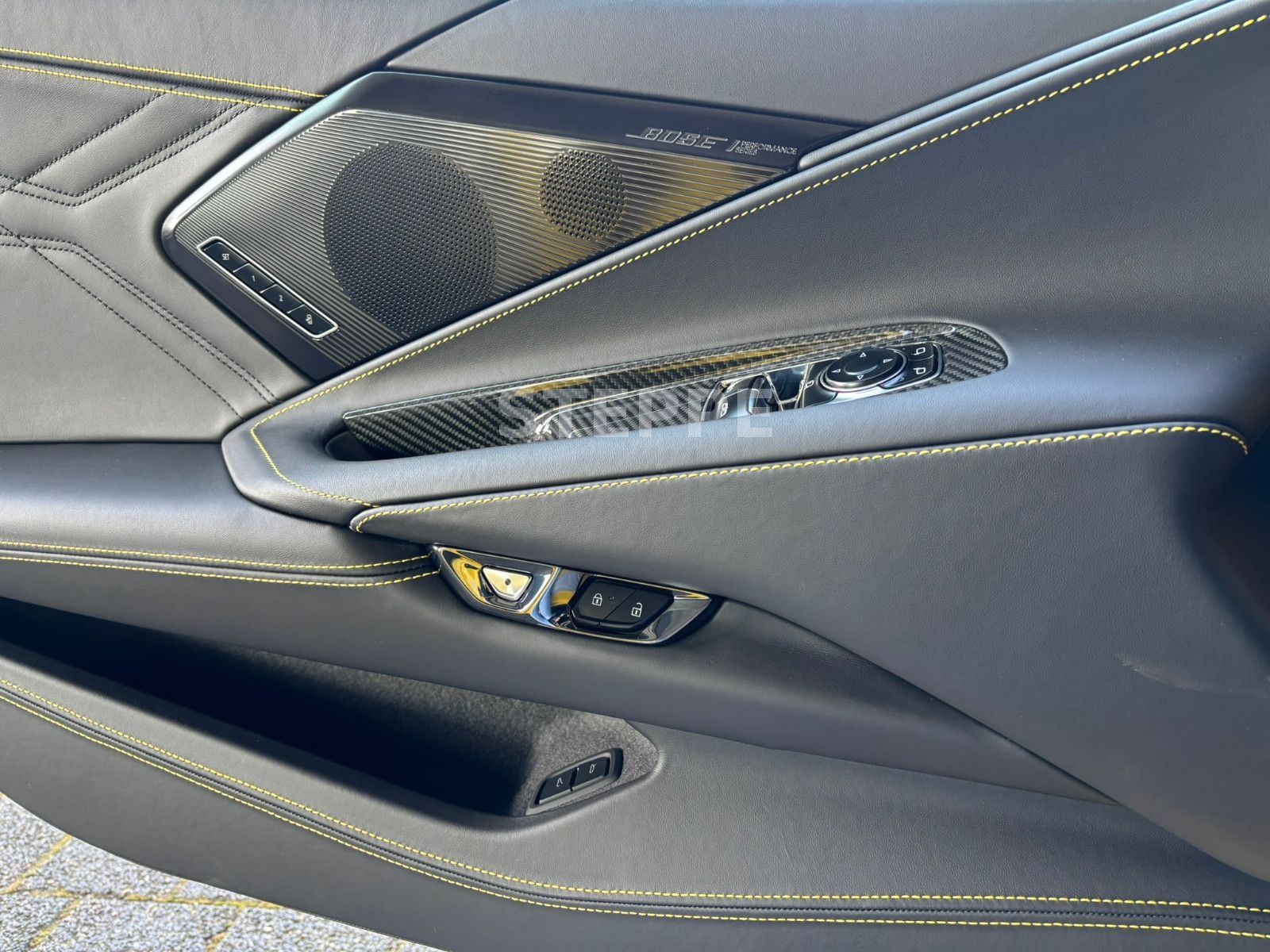 Corvette C8 E-Ray 3LZ Coupe EU-Mod Herst.Garantie