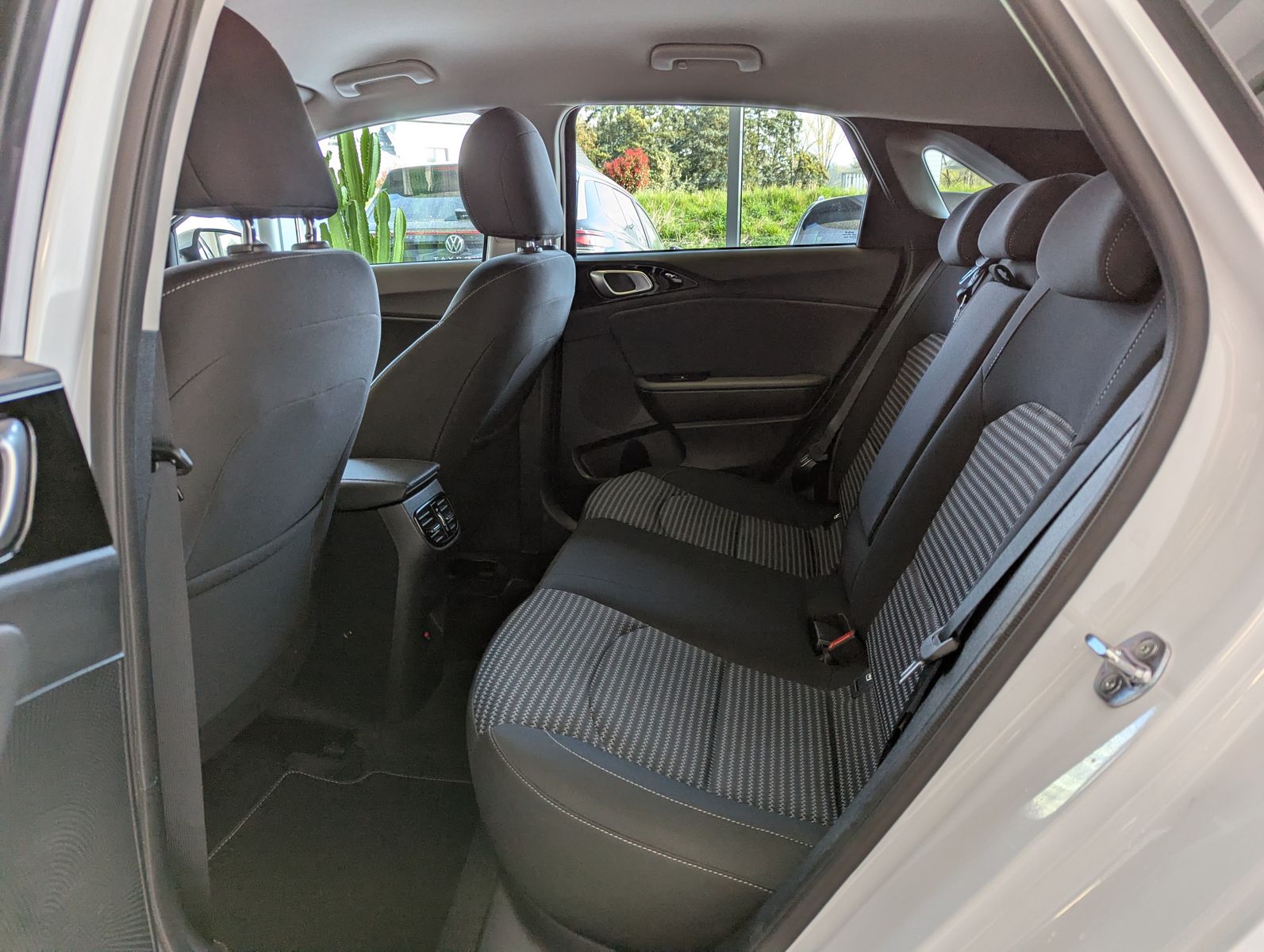 Fahrzeugabbildung Kia cee'd / Ceed 1.5 Ultimate Style-Pak. JBL ACC 7J