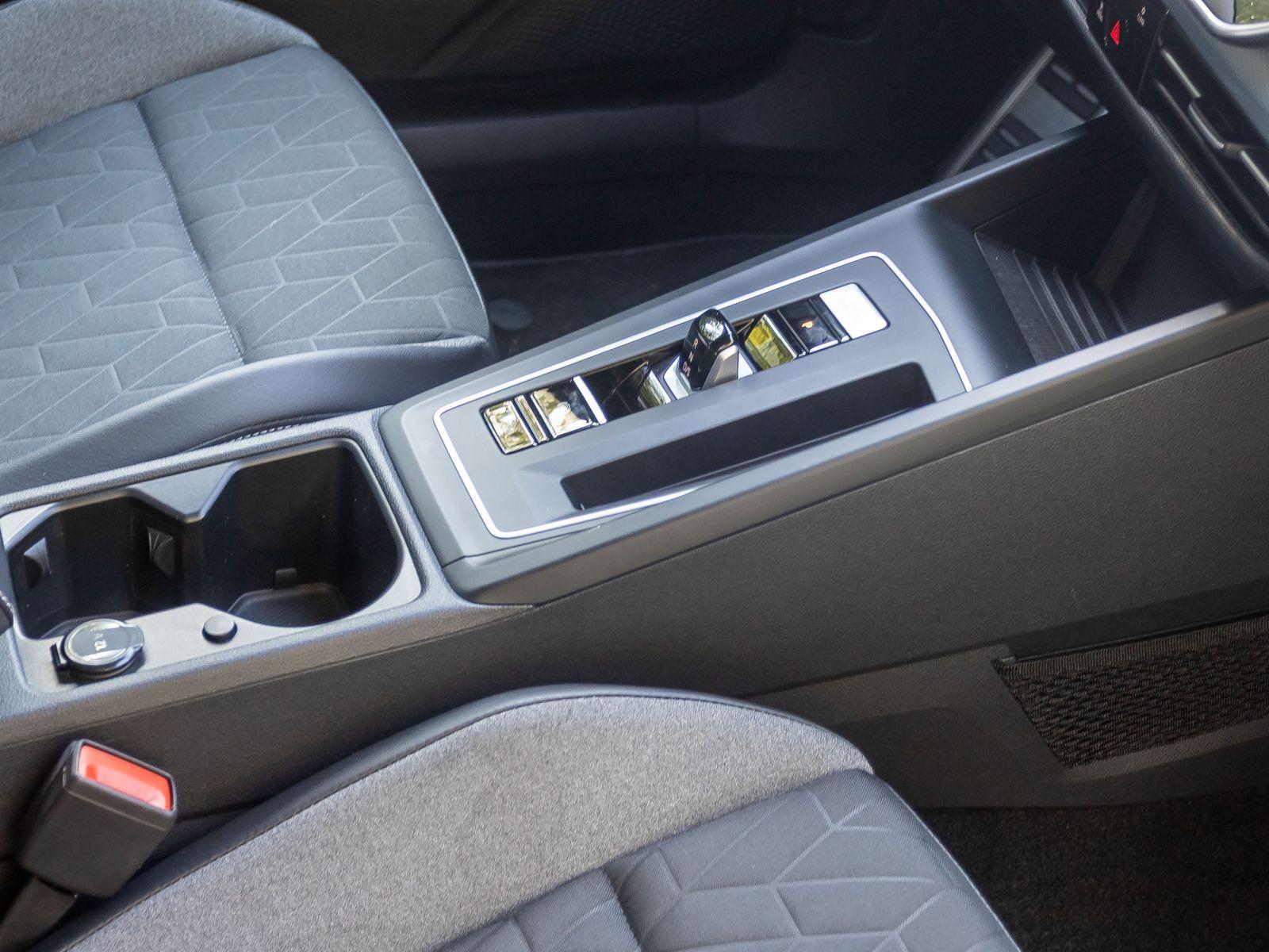 Volkswagen Golf VIII Goal 1.5 eTSI Navi LED ACC CarPlay AHK, миниатюра 24