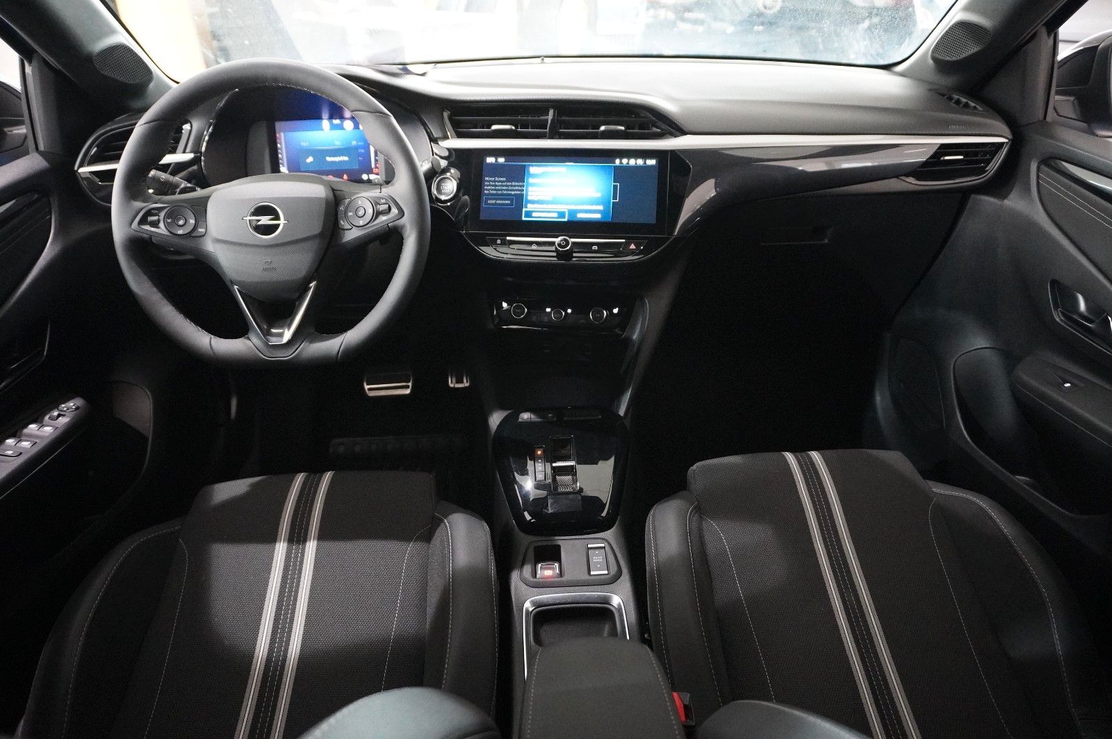 Fahrzeugabbildung Opel Corsa F 1.2T GS SPORT NAVI/LED/KAMERA/SPORT/DAB+