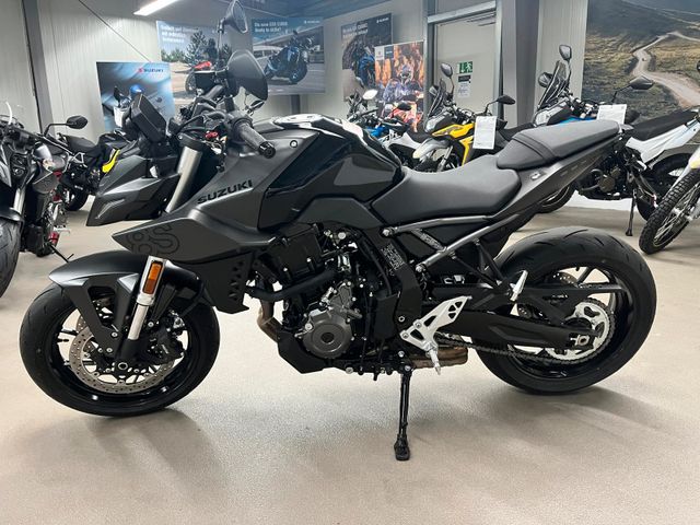 Suzuki GSX8S