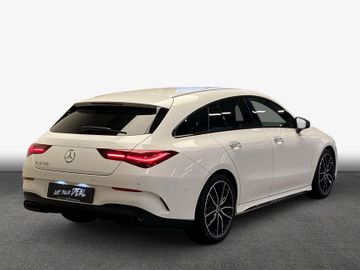 Mercedes CLA 180 Shooting Brake - 2
