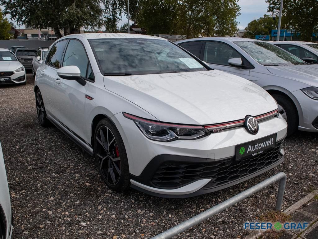 Volkswagen Golf GTI 2.0 TSI Clubsport DSG IQ.LIGHT ACC Rear foto 2