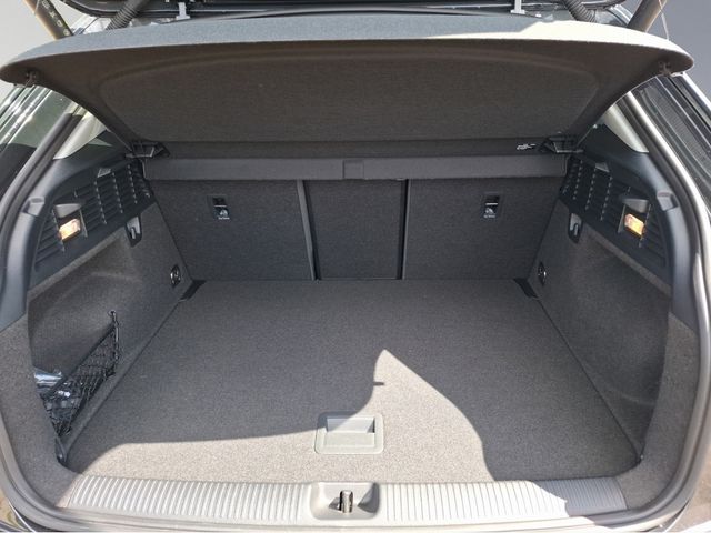 Q2 30 TFSI advanced Standheizung, AHK, Klima