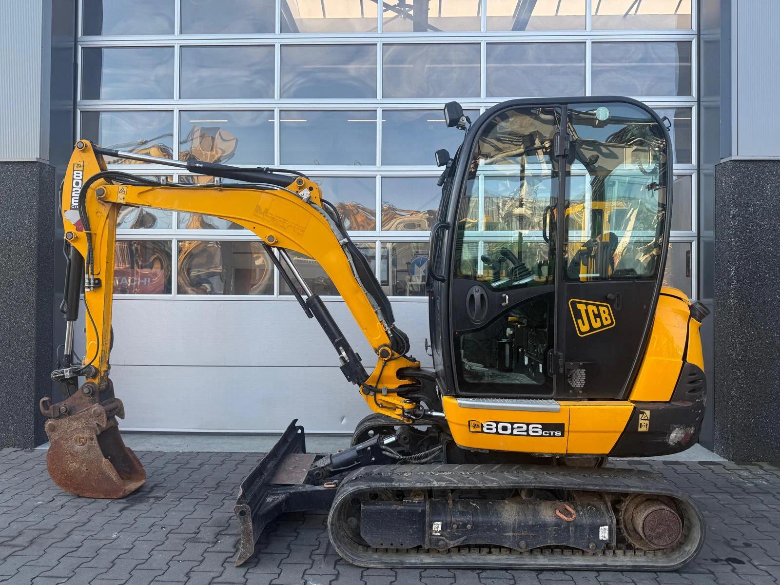 JCB 8026 CTS