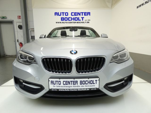 BMW 220i Sport Line*Navi*Leder*LED*PDC*Klimaaut*LM18