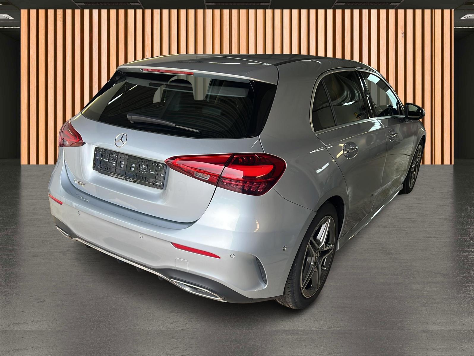 Mercedes-Benz A-Class AMG Line 7G Tronic*Navi*DAB*KeyGo*MBUX*, миниатюра 7
