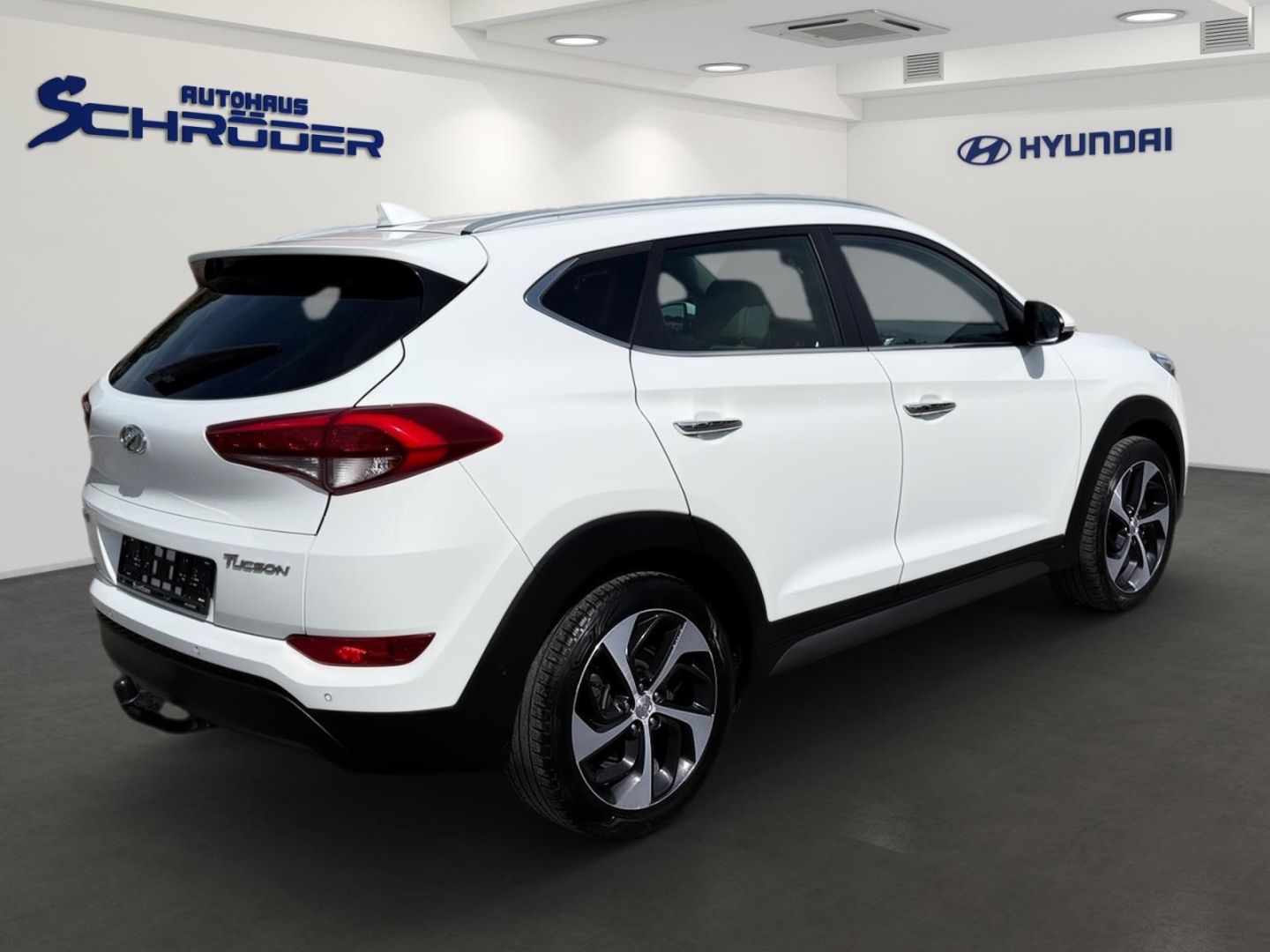 Fahrzeugabbildung Hyundai Tucson 1.7 CRDi Premium Leder-Paket Anhängerkupp