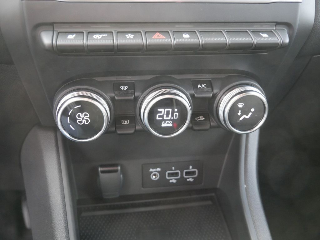 Fahrzeugabbildung Renault Captur Techno TCe 90 PDC SHZ KAMERA NAVI LED