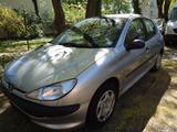 Peugeot 206 1.1 Presence - Peugeot Gebrauchtwagen von 2000