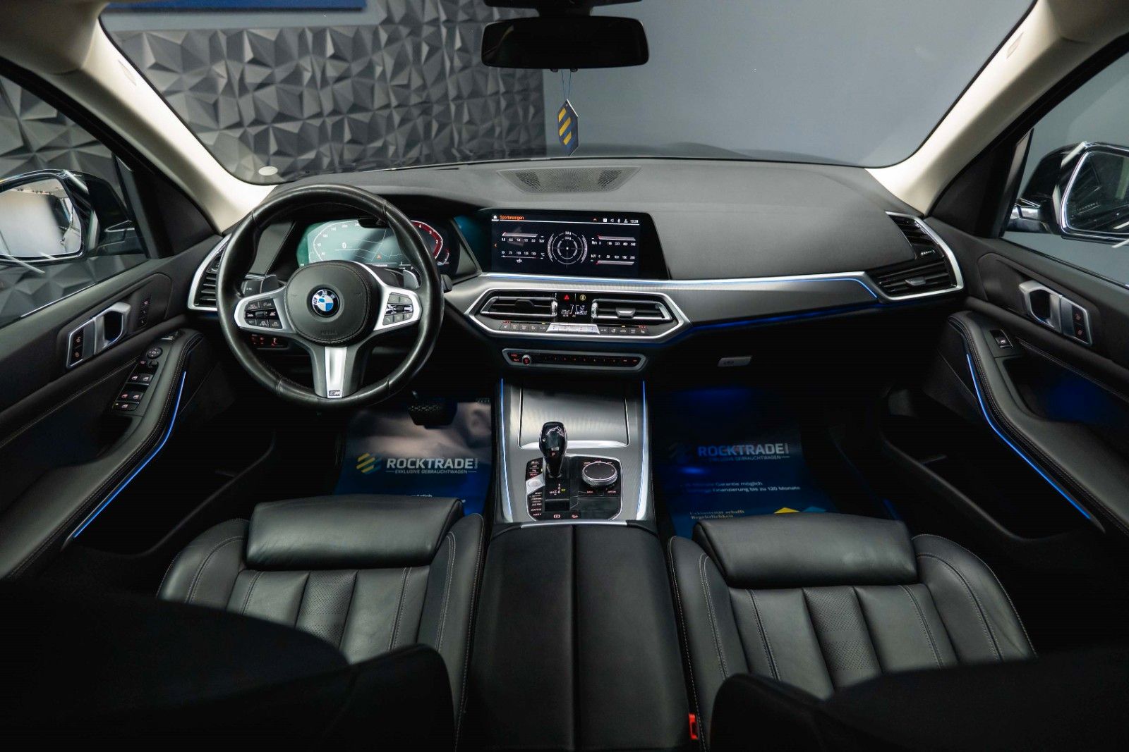 Fahrzeugabbildung BMW X5 xDrive 30d Sport Shadow | ACC | LED | Live CP