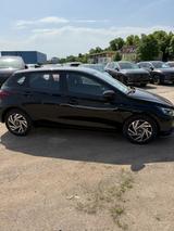 Hyundai i20 TREND, MY26, 1.0 T-GDI , 7-DCT, NAVI, LM, KL - Hyundai Neuwagen in Köln
