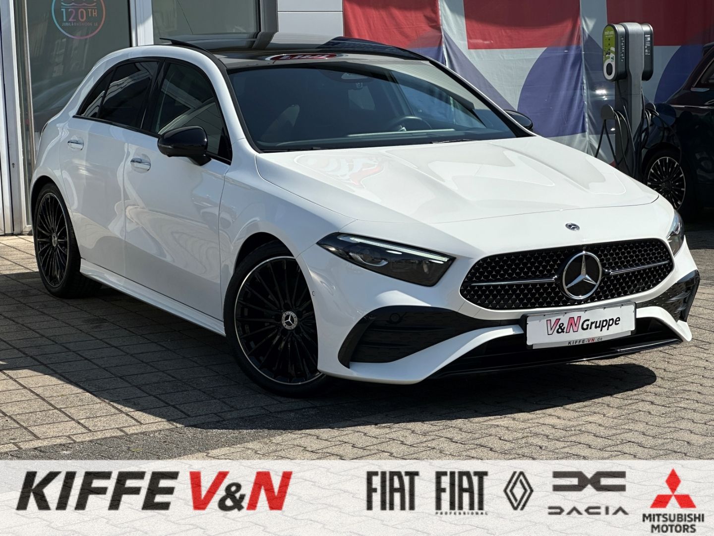 MERCEDES-BENZ A 220 4Matic HUD PANO 360 MEMORY BURMESTER NIGHT