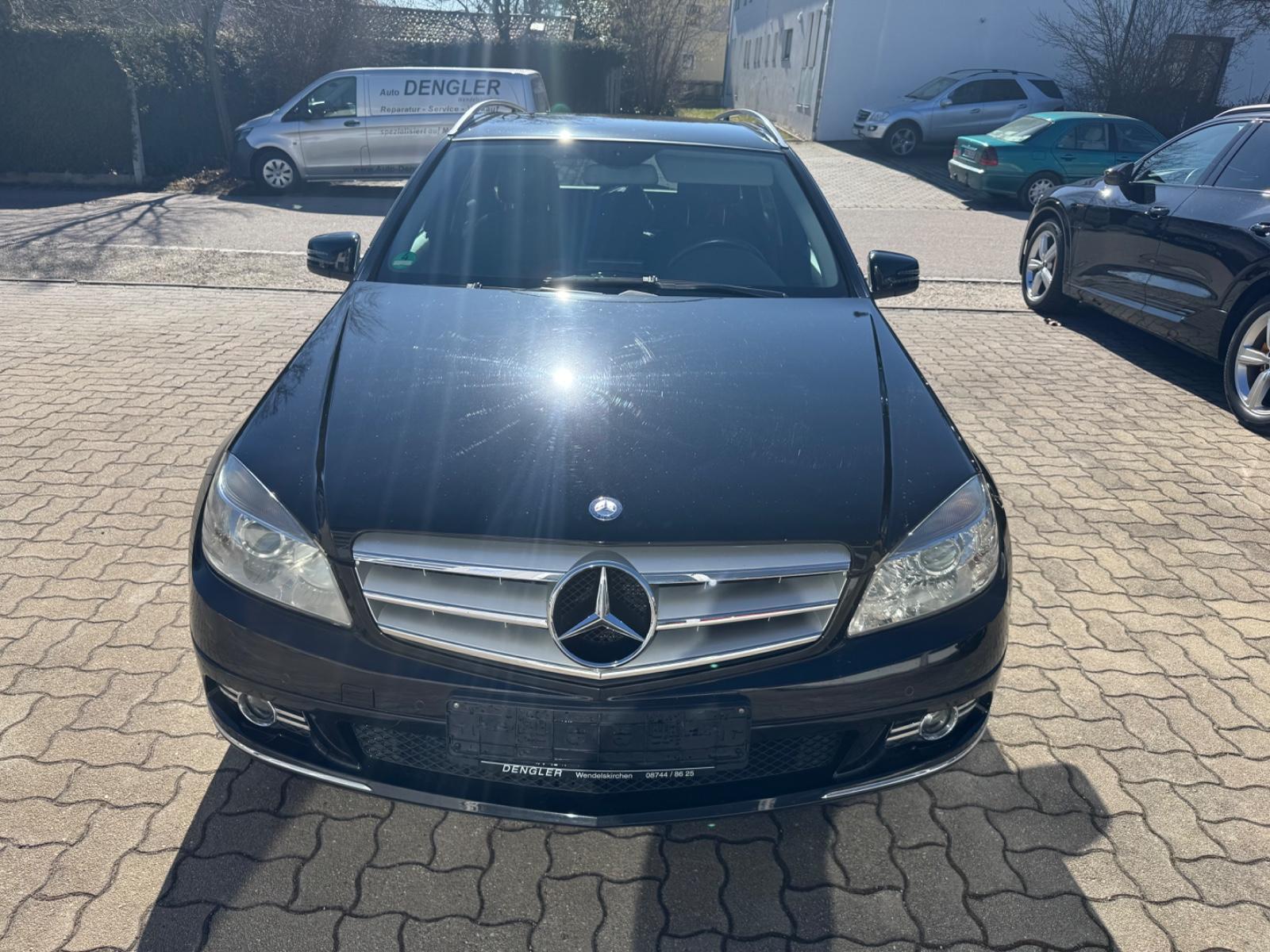 Mercedes-Benz C 180 T CGI BE Avantgarde,Comand,AHK,PTS,SHZ,