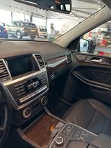 Mercedes-Benz GL 350 BlueTEC 4MATIC - - Mercedes-Benz GL 350 mit Diesel-Antrieb