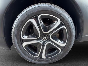 Citroën C4 Cactus C-Series 1.2 PT110 °PDC°SHZ°AAC°NSW°