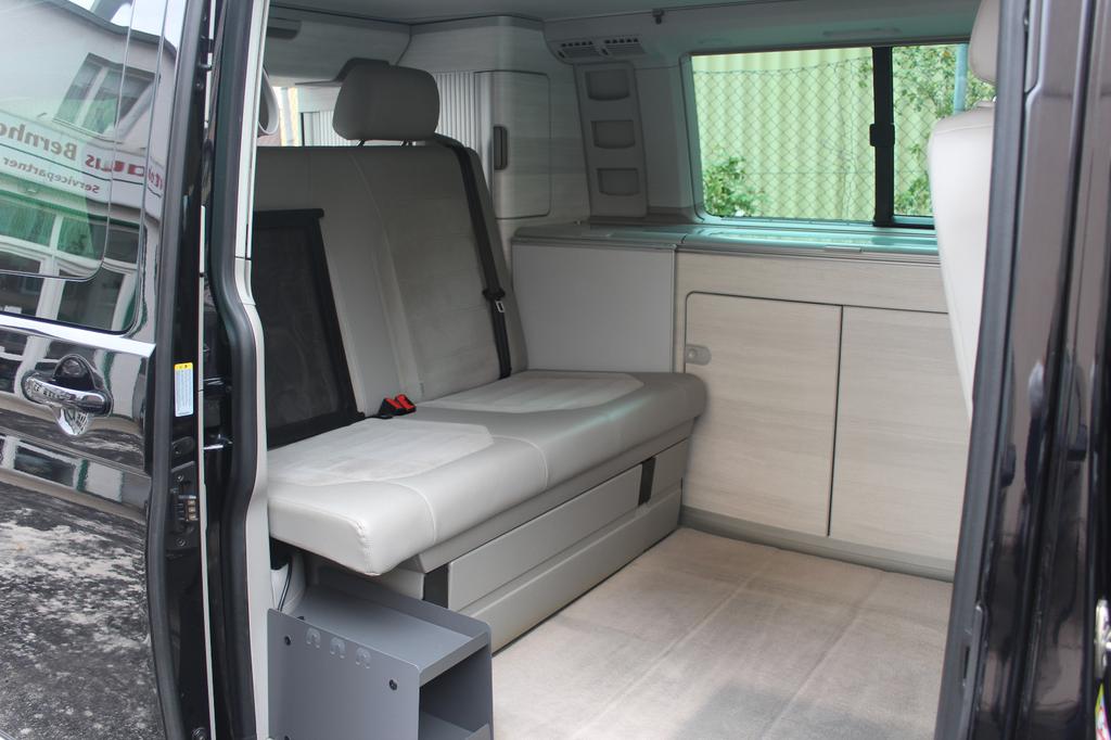 Volkswagen T6 California