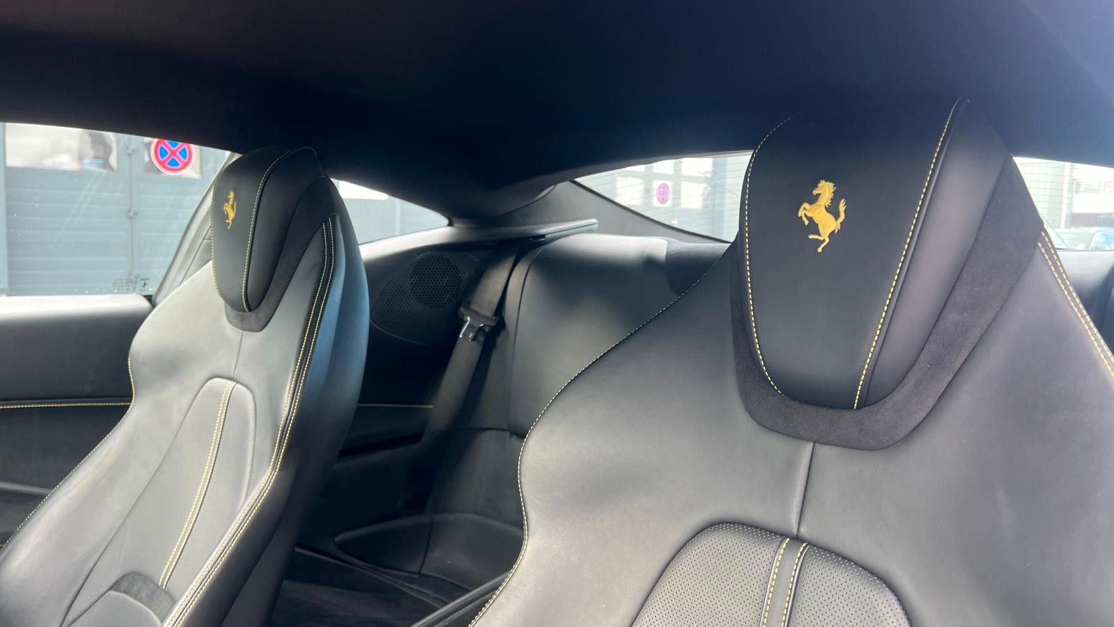 Fahrzeugabbildung Ferrari Roma 3.9 T V8 DCT *Mietkauf