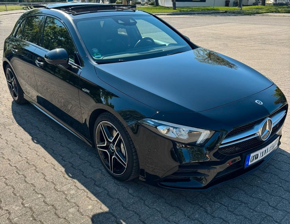 Image of Mercedes-Benz A 35 AMG