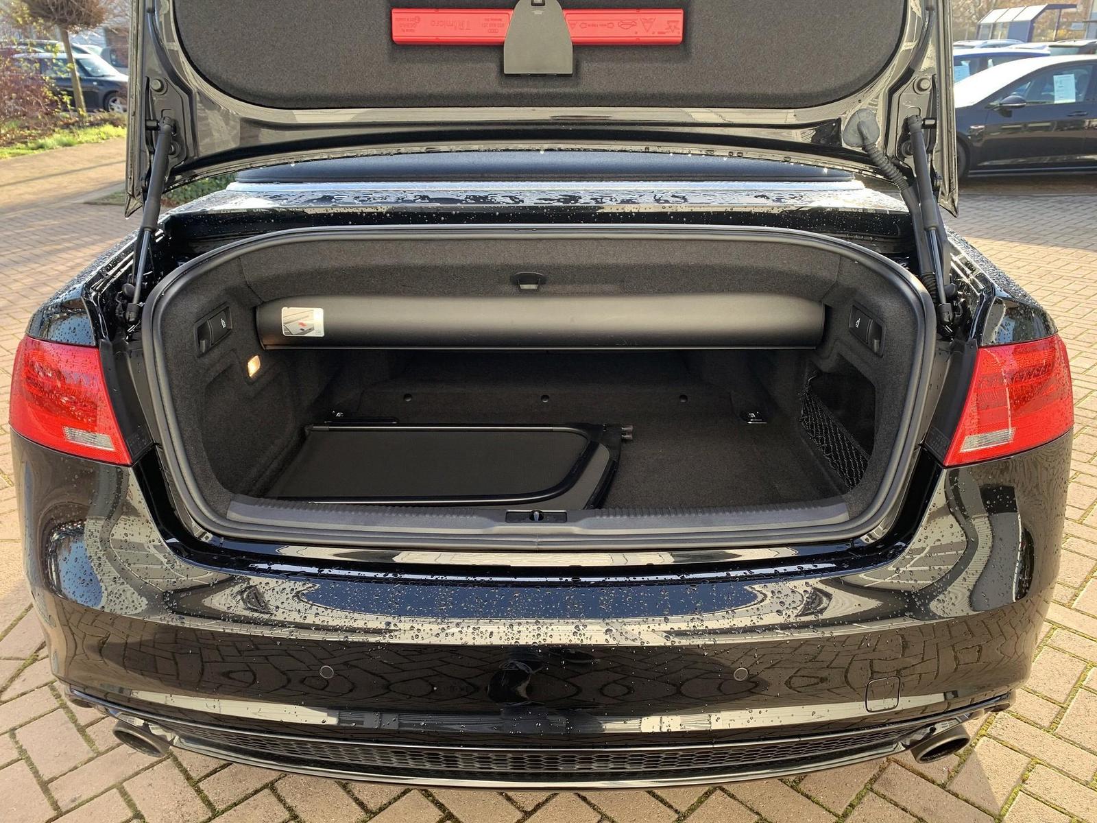 AUDI A5 CABRIOLET 1.8TFSI S-LINE